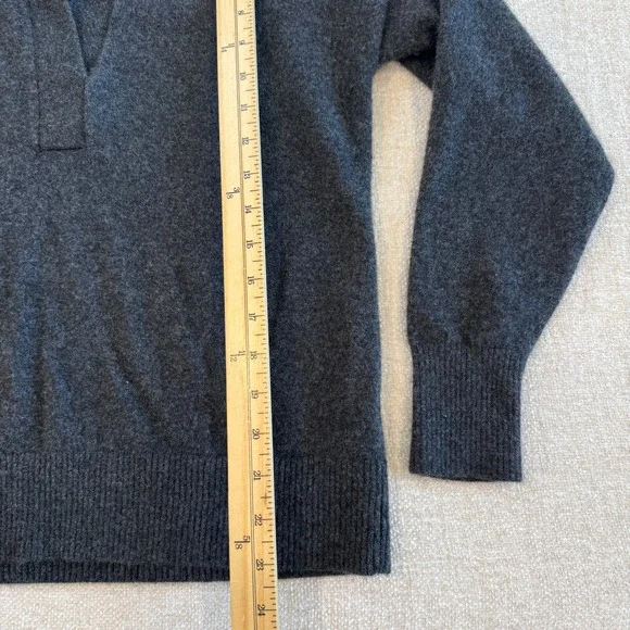 Quince Mongolian Cashmere Polo Sweater Charcoal Grey V-Neck Womens Medium - Picture 6 of 9